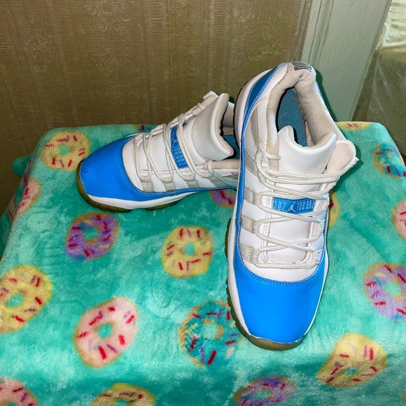 Nike Air Jordan 11 Retro Shoes Nike Air Jordan 1 Retro Low University Blue Gs Poshmark